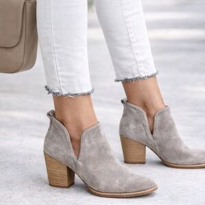 Jeffrey Campbell Rosalee Gray Suede Cutout Ankle Booties Heeled Size 8.5